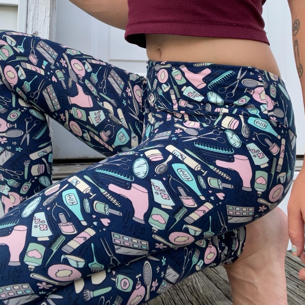 Soft beauty products 💅🏼 Yoga Pant Hair Stylist
